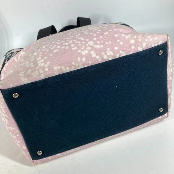 CHANEL Pink Shoulder Bag - Picture 7 of 16